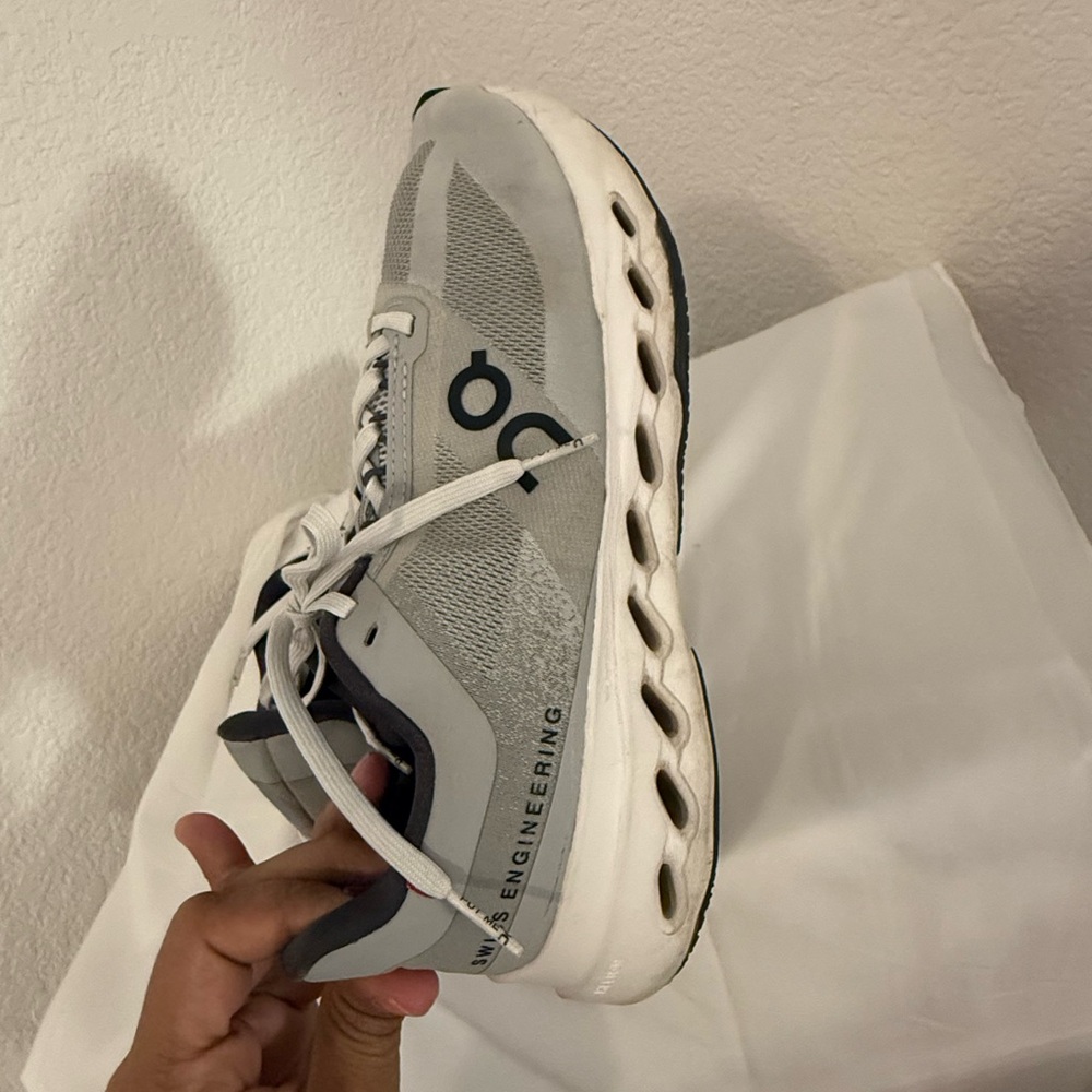 On Running Men's Shoes - Gray and White